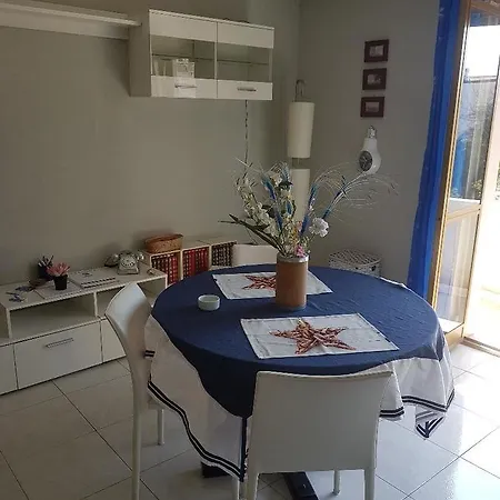 לינה וארוחת בוקר Blumarine 3*